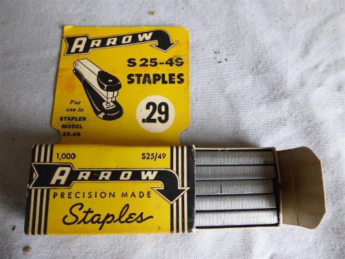 Vintage Box of ARROW S25-49 STAPLES (1000 Ct.)