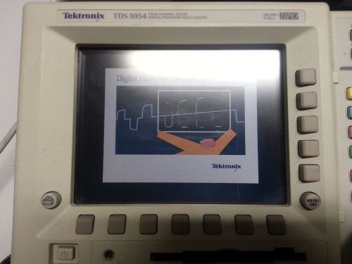 Tektronix TDS3054 with 4 P6139A probes and carry case