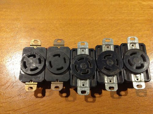 11 250v twist lock receptacles 20A