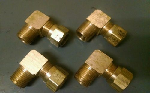 Brass Fittings: DOT Air Brake Compression Fitting, 90 degrees
