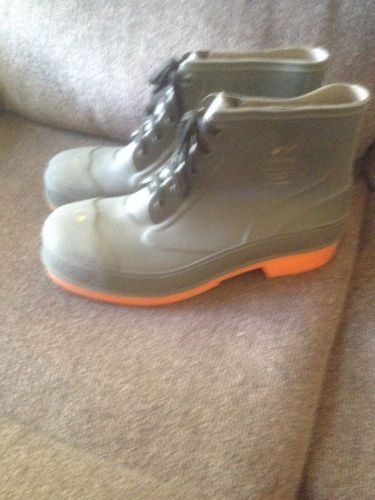 Men&#039;s on guard industries steel toe w/ steel shank boots size 12 for sale