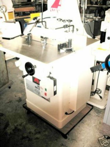 Accura 02330 general type 3 hp shaper 3/4 and 1 inch spindle for sale