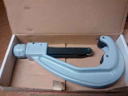 Ridgid 154 1-7/8&#034; to 4-1/2&#034; quick acting tubing cutter p/n 31652 for sale