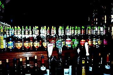 24 Bottle Pourers Bar Black Lt Reactive Pubs