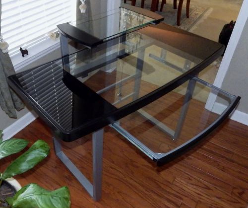 Glass Computer Home Office Desk/Workstation-Monitor Self Pull-out Keyboard Tray