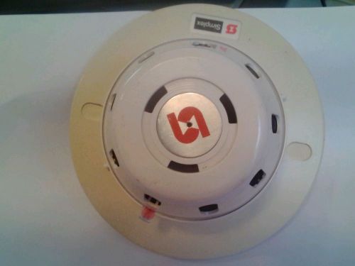 SIMPLEXE  PHOTO ELECTRIC SMOKE DETECTOR MODEL 2098-9636 WITH 2098-9637 PLATE..