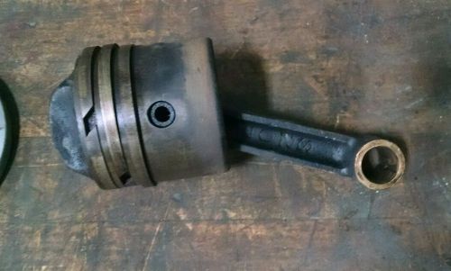 Antique Stationary Single Cylinder Maytag Engine Piston And Rings Model 82