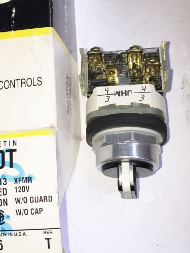 New Allen Bradley AB 800T-J2KQ1 Selector Switches Switch Series N