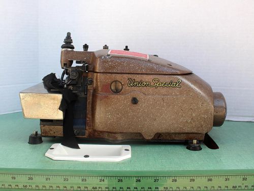 UNION SPECIAL 39500 AB 1-Needle 3-Thread Pearl Stitch Industrial Sewing Machine
