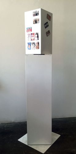Retail Magnet Floor Display Stand 2Part Spinner 4Sided white 5.5ft tall