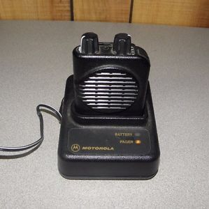 Motorola Minitor IV A03KUS7239AC VHF Pager (Non-Stored Voice) with Charger