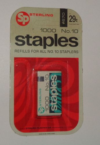 Vintage 1968 collectible 1000 STAPLES, Sterling Plastics, orig package size  #10