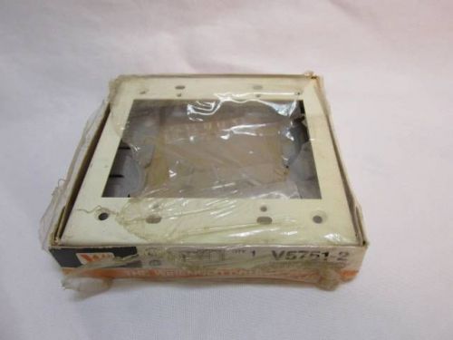 NEW NOS Wiremold Flush Type 2-Gang Extension Adapter Box White/Ivory V5751-2