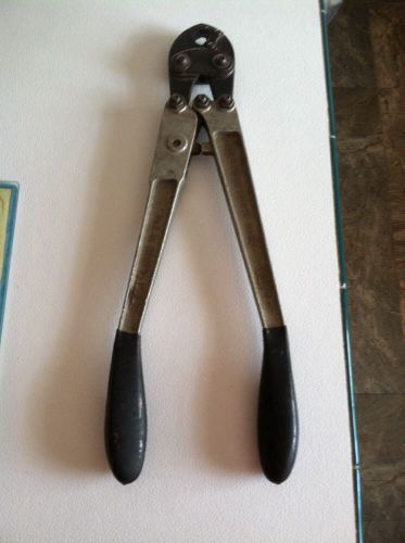 Qest 1/2&#034; pex crimp tool clamp model qcrt-3n w/ adjusting &amp; locking screw for sale