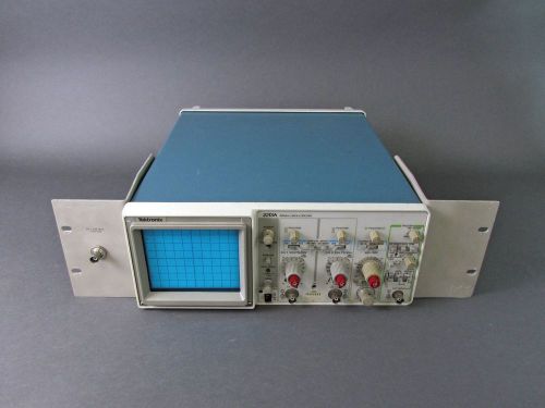 Tektronix 2213A 60MHz Oscilloscope - FOR PARTS / NEEDS REPAIR