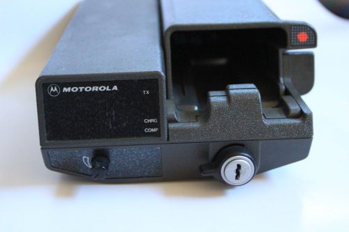 MOTOROLA MT-1000 MOBILE VEHICULAR ADAPTER  - Used