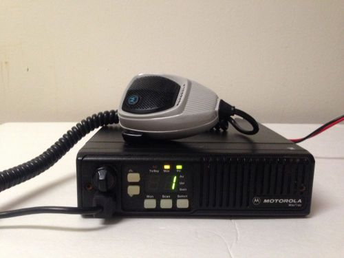 Motorola maxtrac two way uhf radio d44mja7ja5ak with mic for sale