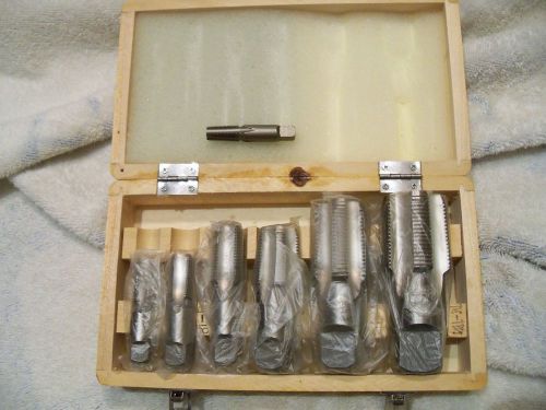 7 piece npt pipe tap set - pipe chase includes 1/8&#034; 1/4  3/8 1/2 3/4  1 &amp; 1-1/4&#034; for sale