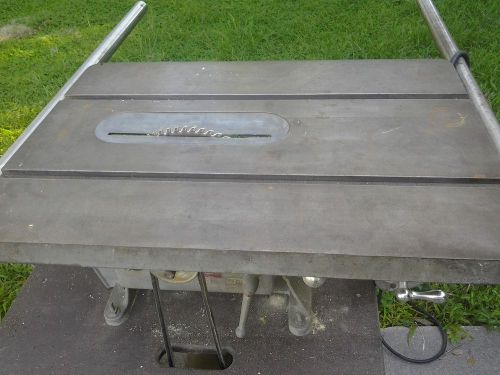 DELTA - TABLE SAW 10&#034; - 12&#034;