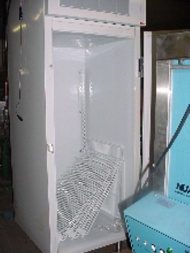 24 cu ft  freezer __  model 425f fisher working condition but needs tlc for sale