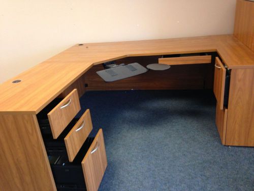 Office Desk &amp; Wall Cabinets