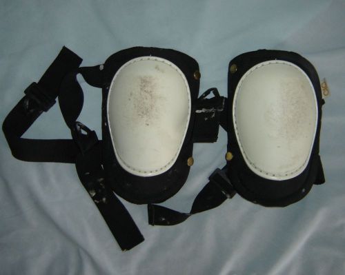Clc construction swivel knee pads plastic cap stitched for sale