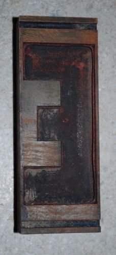 Vintage / Antique Letterpress Wood Printer&#039;s Type Reverse Initial letter E