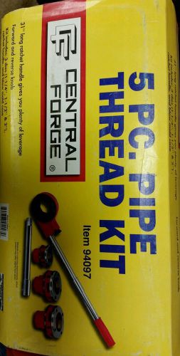 Central Forge 5pc. Pipe Thread Kit