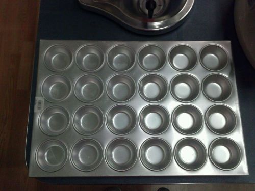 Muffin Pan, 24 cup