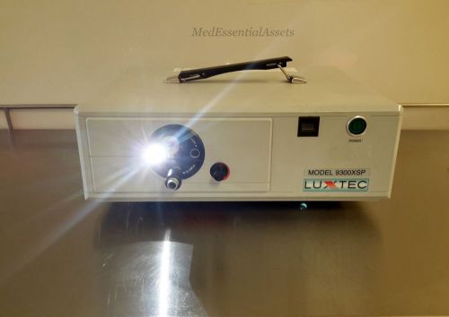 LuxTec 300W EndoScopic Xenon Light Source 9300XSP ENDO OR Surgical