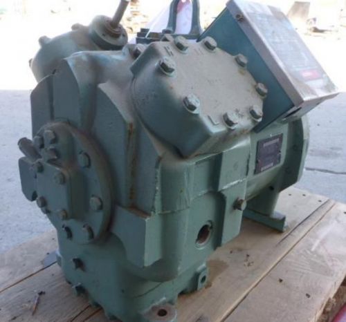 USED Carlyle Refrigeration Compressor  06DF8182AA3600 GREAT SHAPE! SAVE!!-
							
							show original title