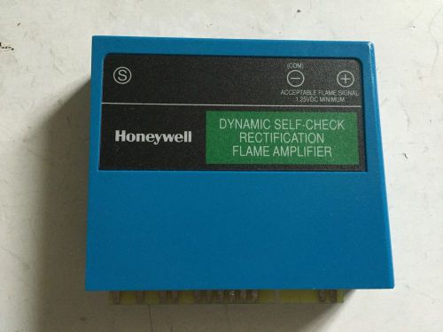 USED HONEYWELL R7824C1002 DYNAMIC SELF-CHECK RECTIFICATION FLAME AMPLIFIER,BOXZS