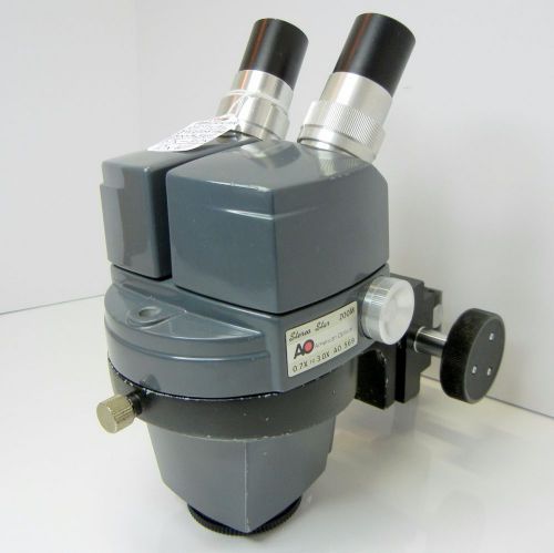 AMERICAN OPTICAL 569 Microscope W/ Focus Holder 10XWF 30X RING LIGHT READY #194