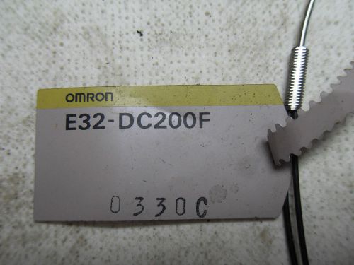 (X4-1) 1 NEW OMRON E32-DC200F FIBER OPTIC SENSOR