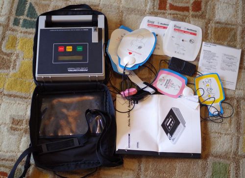 Physio-Control Lifepak AED Trainer with Accessories WORKS WITH BATTERIES