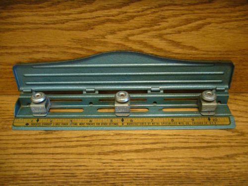 Vintage 1960&#039;s Presto All Purpose Green Metal 3 Hole Paper Punch - U.S.A. - NICE
