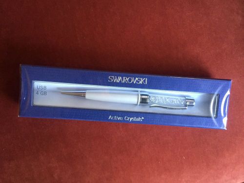 Swarovski Active Crystals  4 GB USB Pen Pearl White 1116963 NEW IN BOX