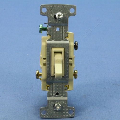 Hubbell Ivory Residential 3-Way Toggle Wall Light Switch 15A 120V Bulk RS315I