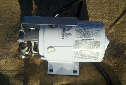 LITTLE GIANT 360 PONY PUMP NON-SUBMERSIBLE THERMALLY PROTECTED NICE USED 2 TIMES