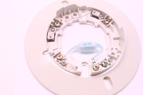 FENWAL MODEL # 2-WIRE FIRE ALARM DETECTOR BASE FOR FEMWAL PSD7155 SD    a000756f