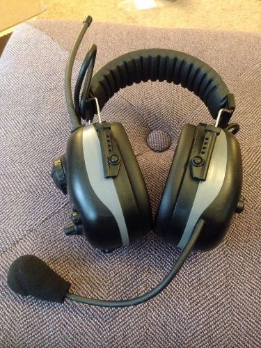 Elvex ConnecTunes Wireless Bluetooth Pairing Radio Headset - COM-660W