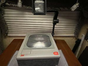 folding 3m 9100 over head projector
