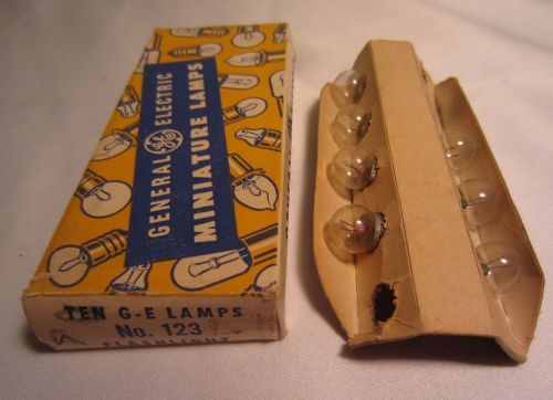 Box Of 7 GE General Electric 123 GE123 Miniature Screw Flashlight Bulbs Lamps