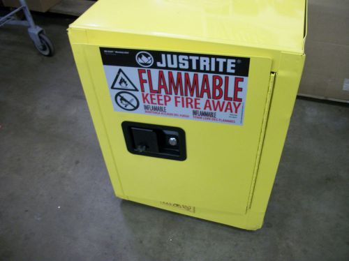 Justrite Sure-Grip EX 890400 Safety Cabinet Flammable Liquids Countertop Cabinet