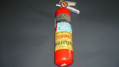 Vtg 1976 AAA General  Fire Extinguisher # n-827335