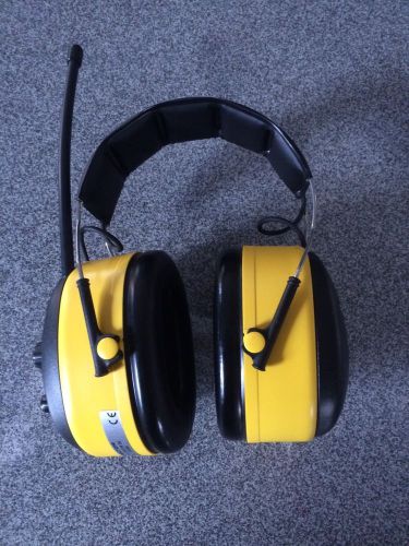 Peltor Worktunes AM/FM Headset Yellow Hearing Protector HRX79A