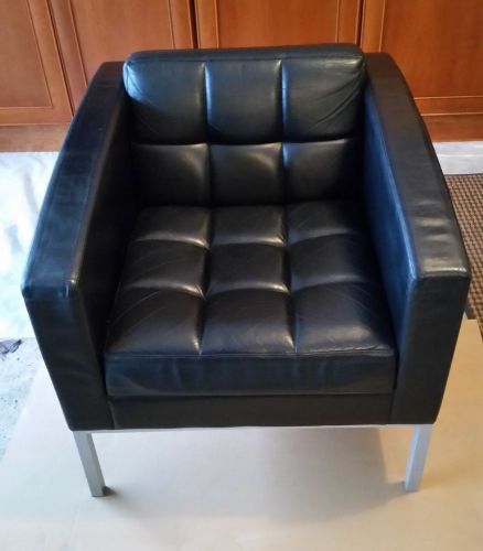 Keilhauer Brooklyn Lounge Chair Black Leather MPN 2811 powder coated steel