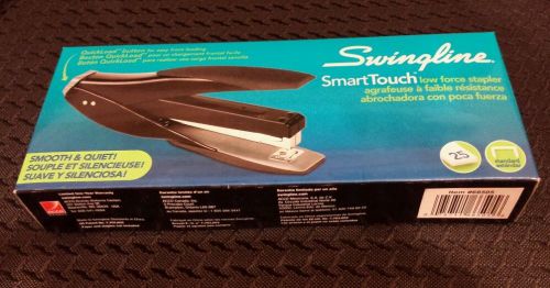 Swingline SmartTouch Stapler, Reduced Effort, 25 Sheets, White/Yellow (S7066505)