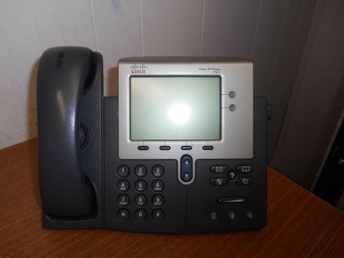 LOT OF 4 Cisco 7941 CP-7941G VOIP POE Telephones w/ Stands &amp; Handsets
