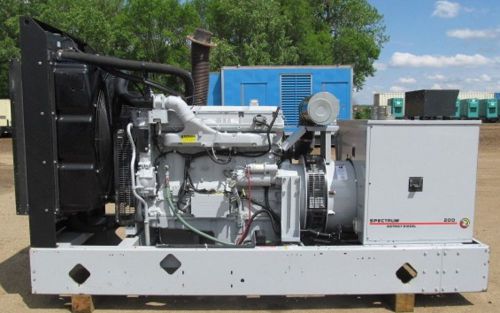 205kw spectrum natural gas / propane generator - 444 hours - mfg. 2001 for sale